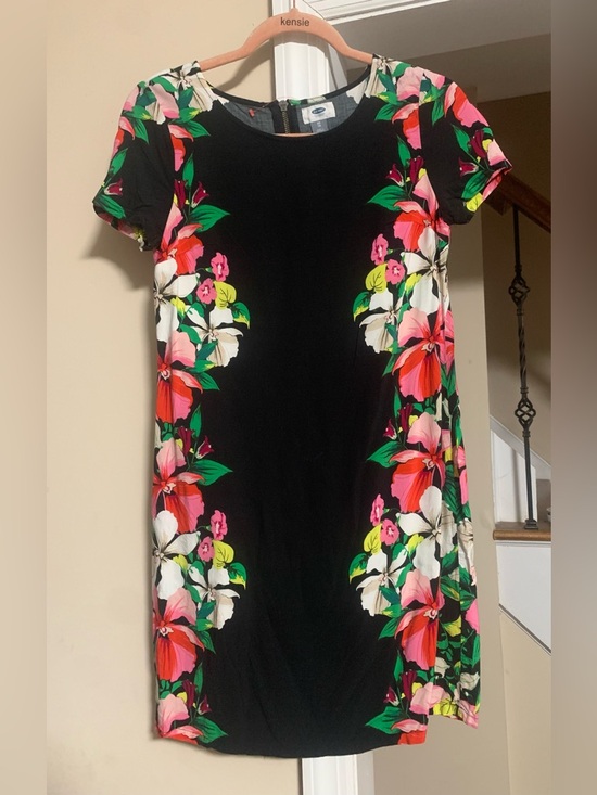 Old Navy Dresses & Skirts - Old Navy Women Soft Black Tropical Floral Print Short Sleeve Shift Dress Size XS